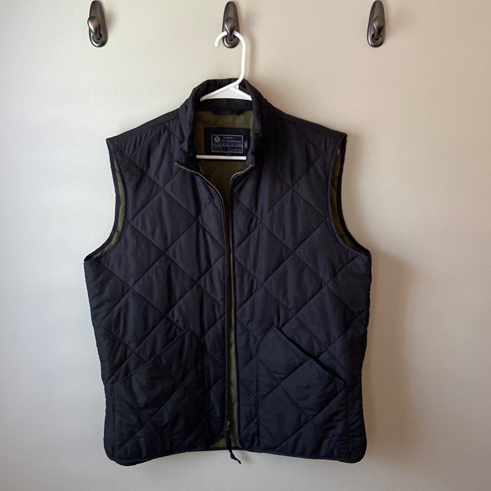 J. Crew Quilted Vest. Black, size Medium.
